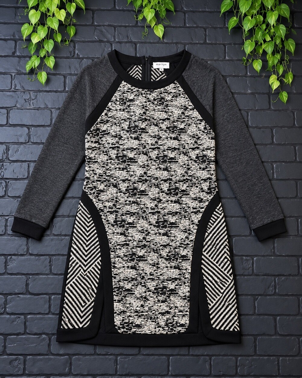 Harlyn Mixed Jacquard Long Sleeve Shift Dress – Size S